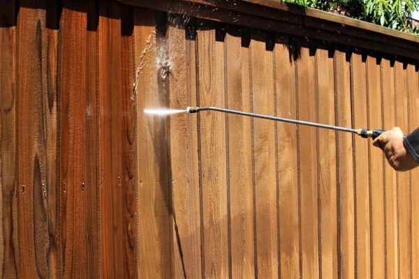 Fence Cleaning in Meridian
